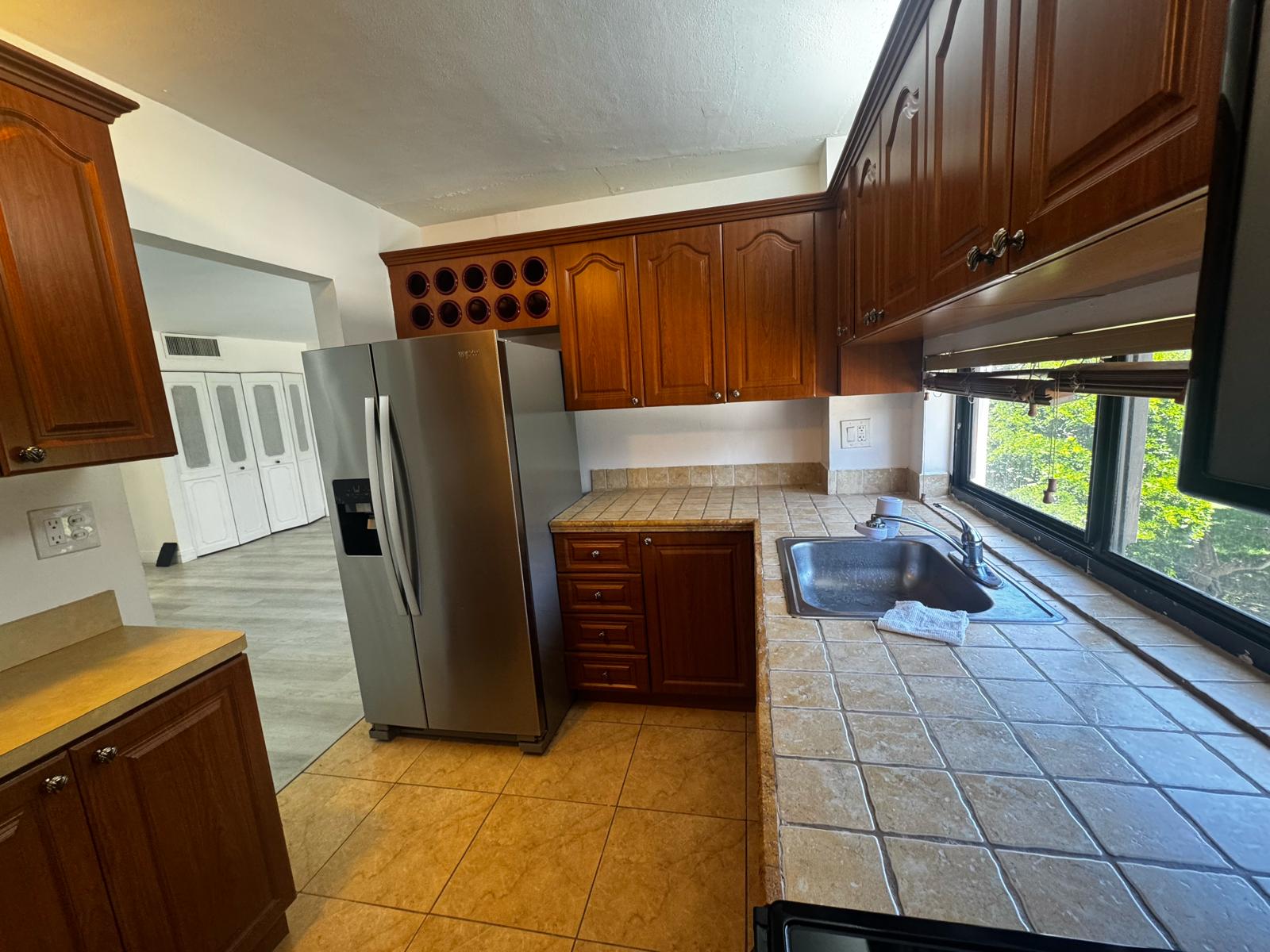 17011 North Bay Road #412