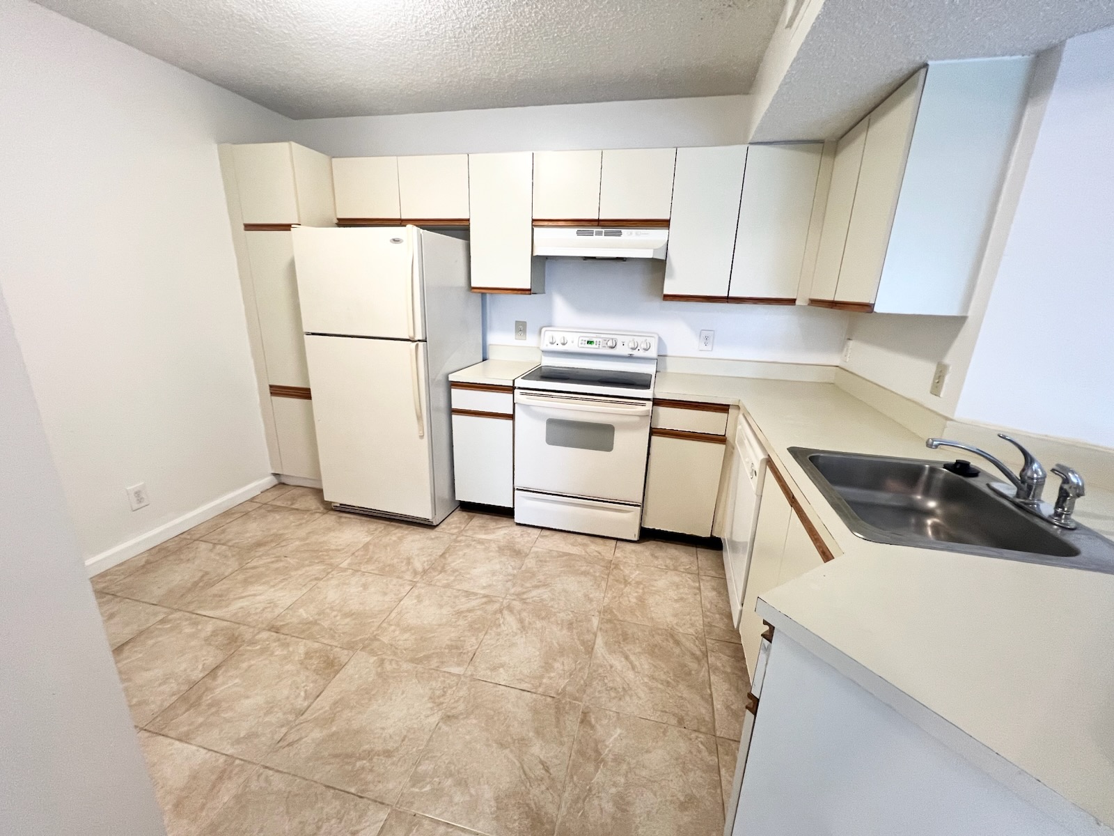 8977 Wiles Road Unit 2-205