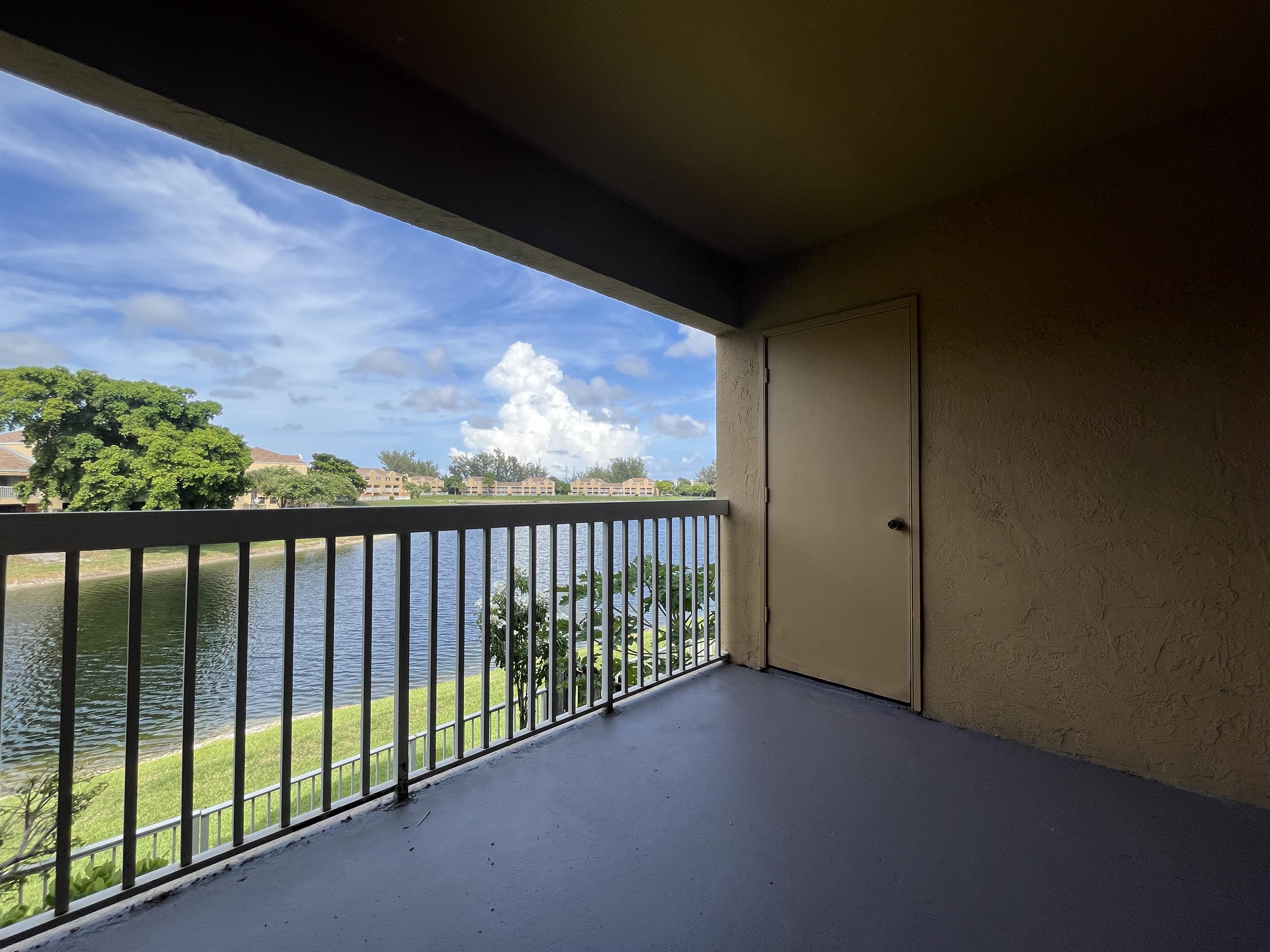 5200 NW 31 St Ave Apt C53