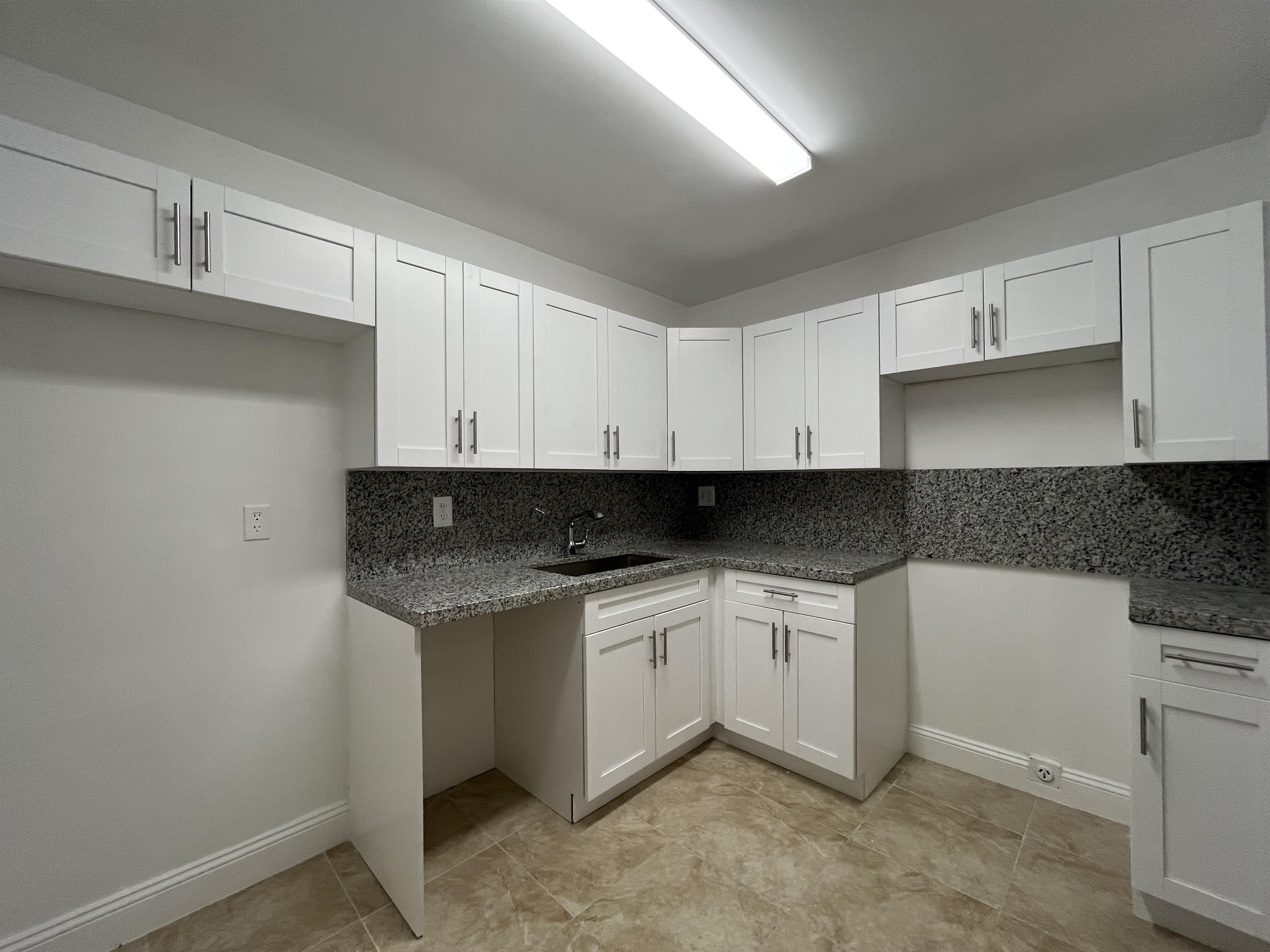 4334 NW 9 AVE UNIT 9-3-G
