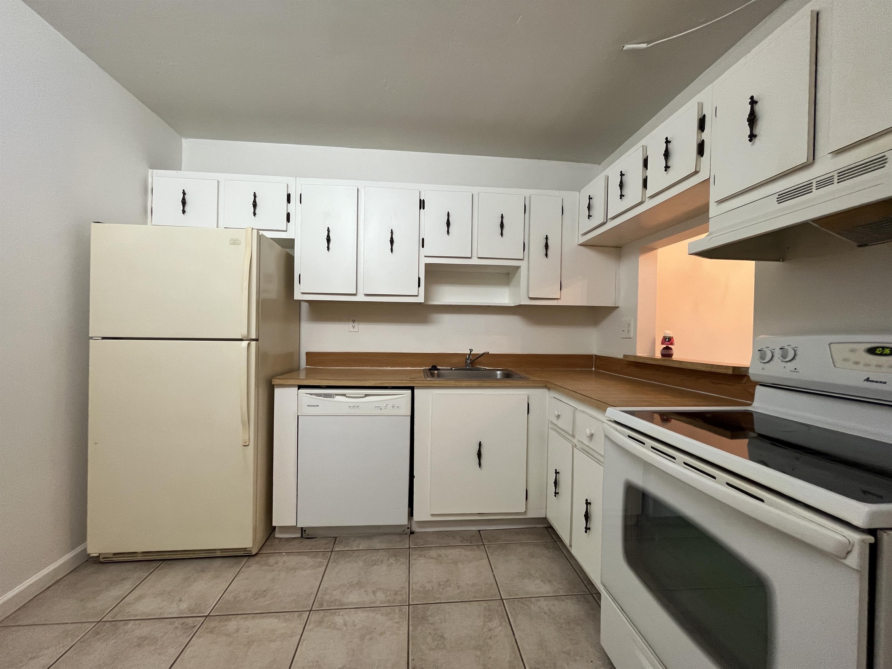 4384 NW 9th Ave #20-2C
