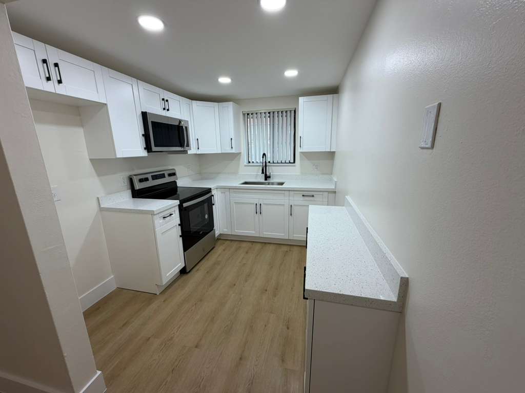 1105 Flager Ave., Unit 603