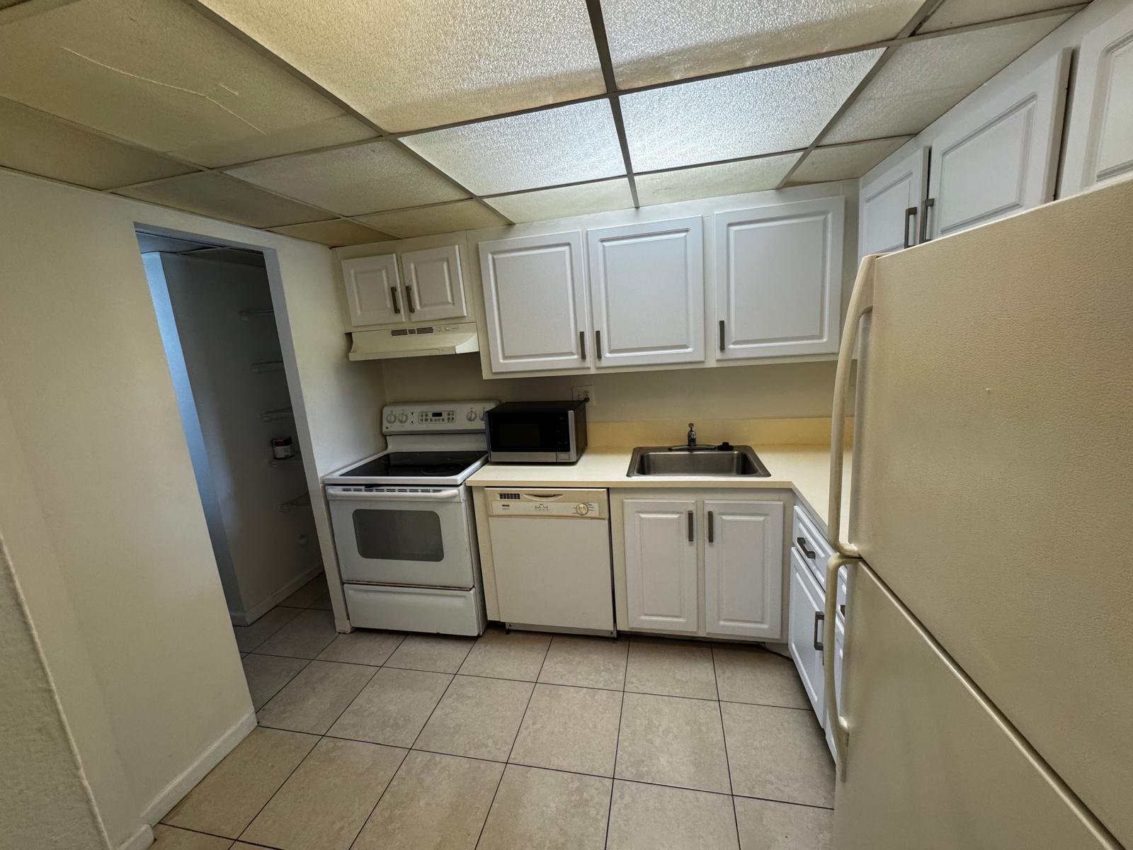 8020 Fairview Dr. Unit 107