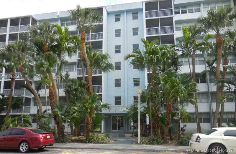 700 NW 214 ST #116