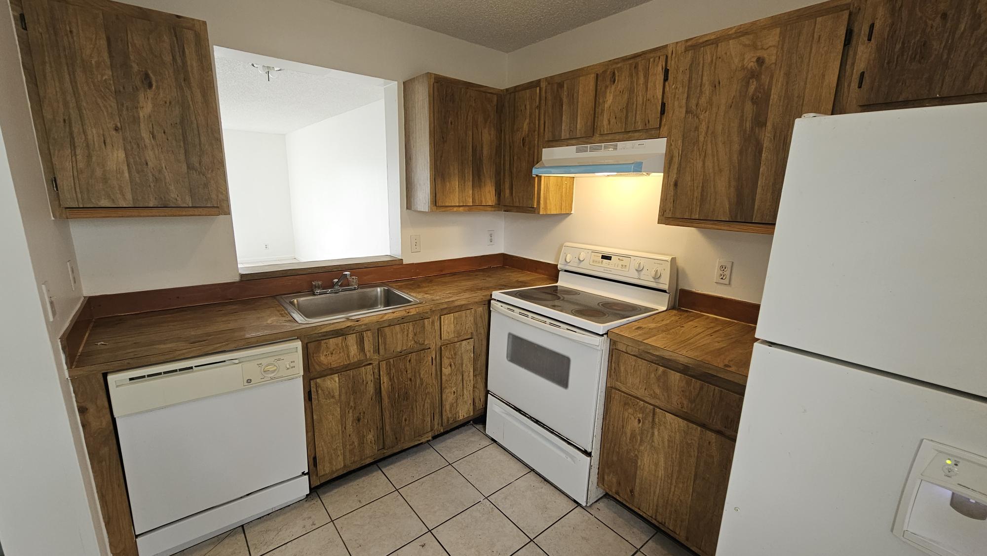8720 N. Sherman Cir., #207