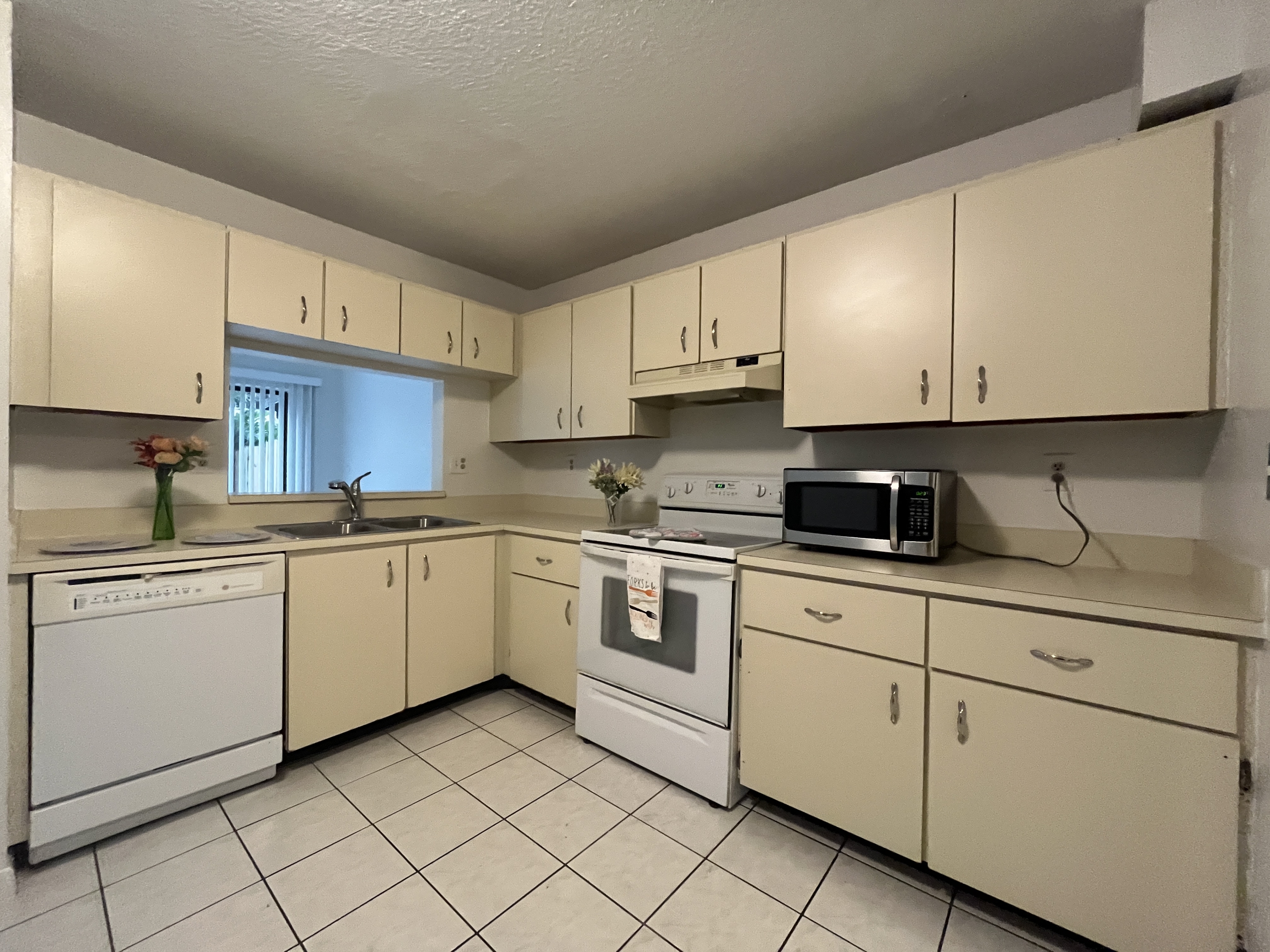 8032 NW 29th St. Unit #7