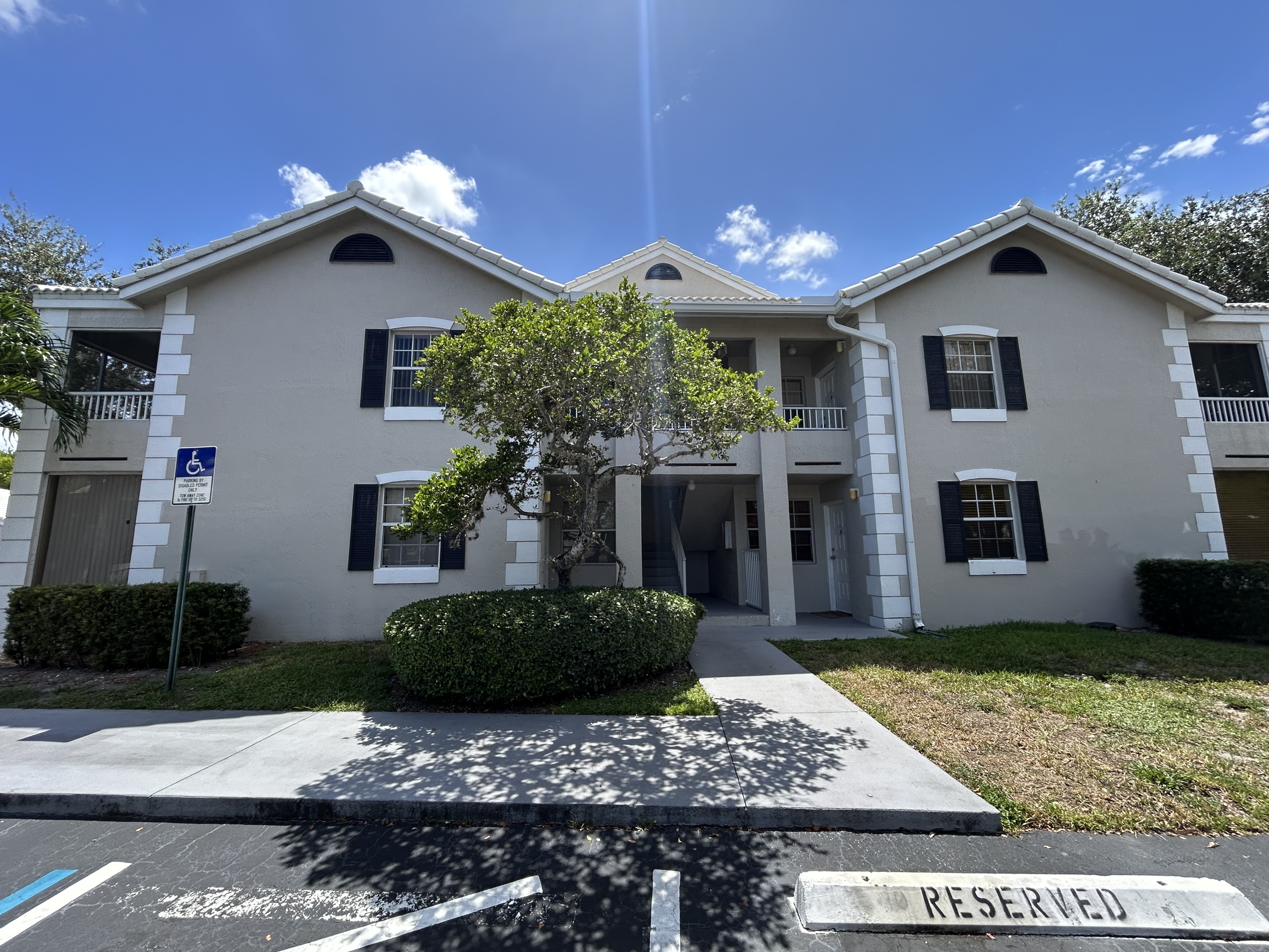 2890 N Oakland Forest DR 210